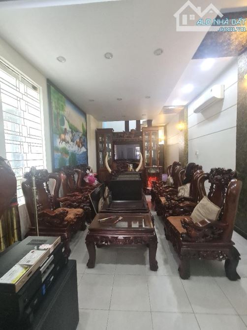 HẺM Ô TÔ - GÓC 4 TẦNG - 70M2 - 4M x 18M - NGAY CHỢ TÂN TRỤ - TRƯỜNG CHINH - NHÀ GA T3