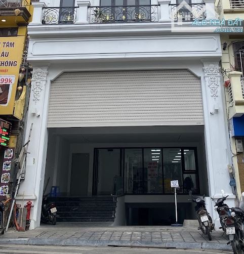 Cho thuê mặt phố LÝ THƯỜNG KIỆT 110m2 x3 tầng, mặt tiền 6.8m vị trí vàng