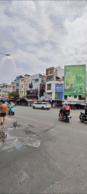 QUẬN 8 - HẺM ÔTÔ THÔNG - MẶT TIỀN TẠ QUANG BỬU TƯƠNG LAI - 90M2 - 4TẦNG - NHỈNH 10 TỶ