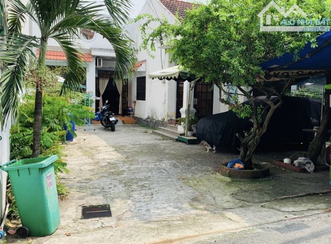 Bán lô đất mặt tiền đường số 140m2 full thổ cư .Bình Trưng Tây,Thủ Đức .Giá 13.3 tỷ.
