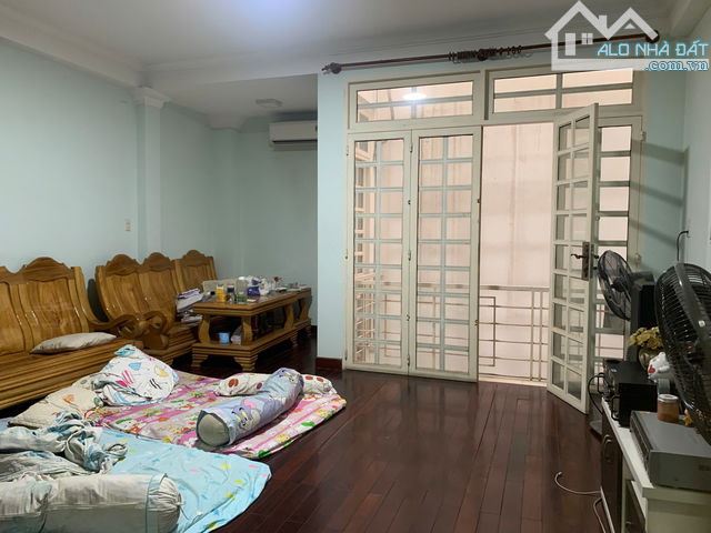 BÁN NHÀ MẶT TIỀN PHẠM VĂN BẠCH – P.13 TÂN BÌNH – 2 LẦU – NỞ HẬU ĐẸP
