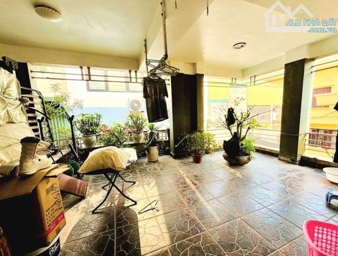 Bán nhà phố Điện Biên Phủ, Ba Đình 65m2, 5 tầng, Mặt tiền 6.8m lô góc Gara ô tô chỉ 23 tỷ