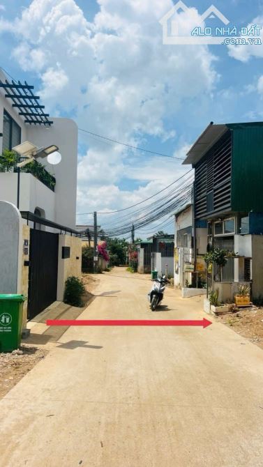 Đất cuối Ymol rẻ trái hẻm 473/32