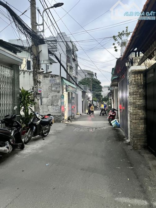 BÁN NHÀ TÂN CỔ ĐIỂN - HẺM XE TẢI PHẠM VĂN BẠCH - FULL NỘI THẤT CỰC SANG