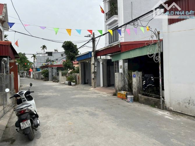 Bán đất tặng nhà cấp 4 mặt ngõ 216 Cát Linh, Tràng Cát 99m2 giá chỉ 24tr/m2