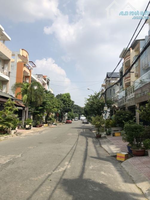 SIÊU PHẨM NHÀ PHỐ TÂN CỔ ĐIỂN NGANG BỀ THẾ 5M HXH  PHẠM VĂN BẠCH, TB