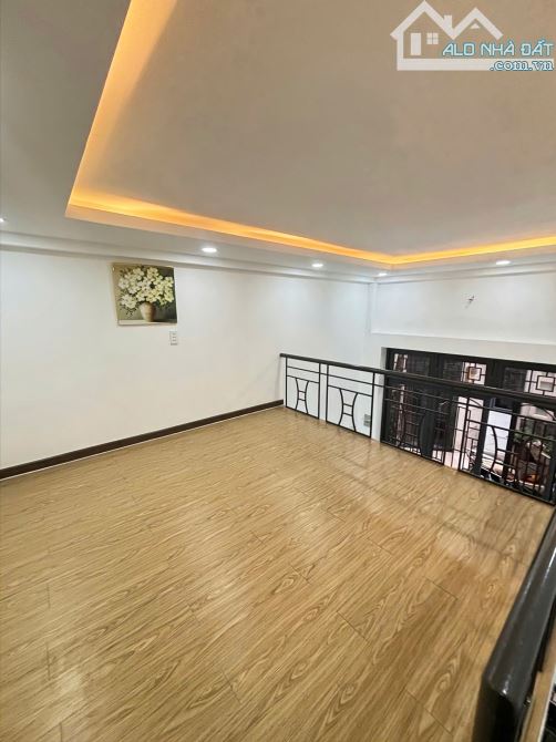 Bán nhà Bình Thạnh – Nguyễn Văn Đậu – Phường 7 – 3 tầng – 3PN – 4 tỷ 5 TL
