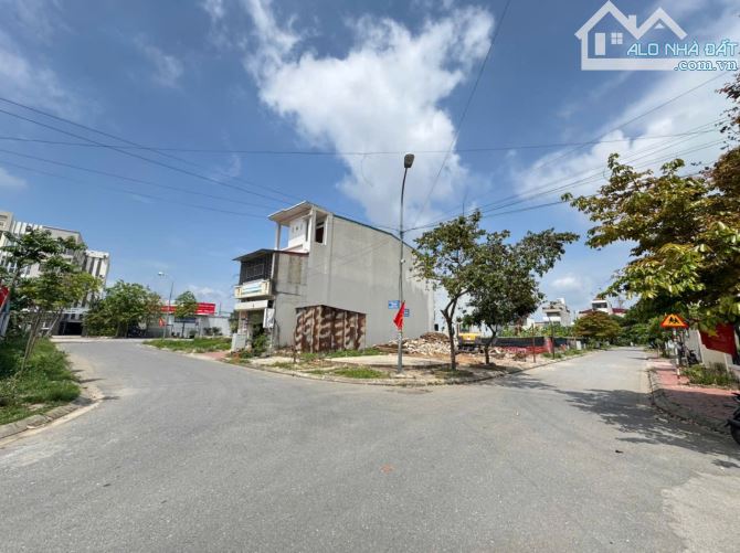 Bán lô đất tái định cư sở tư pháp - đằng hải - hải an . Diện tích 100,5m ngang 5m