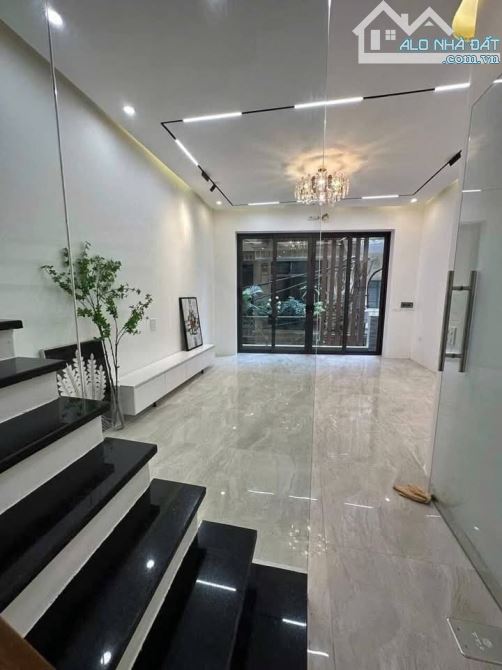 Bán Nhà phân lô, ô tô, tại Phố Lê Trọng Tấn, Thanh Xuân