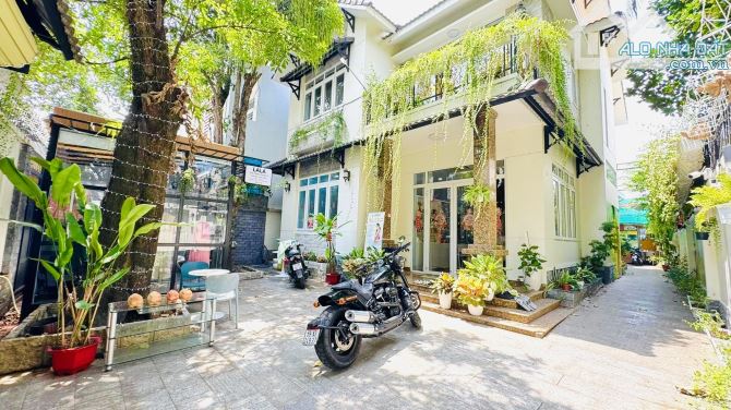 Chỉ 56 Tỷ-Sở Hữa Căn Villa 332m2(12mx29m) Mặt Tiền Đường 47,Thảo Điền,Quận 2