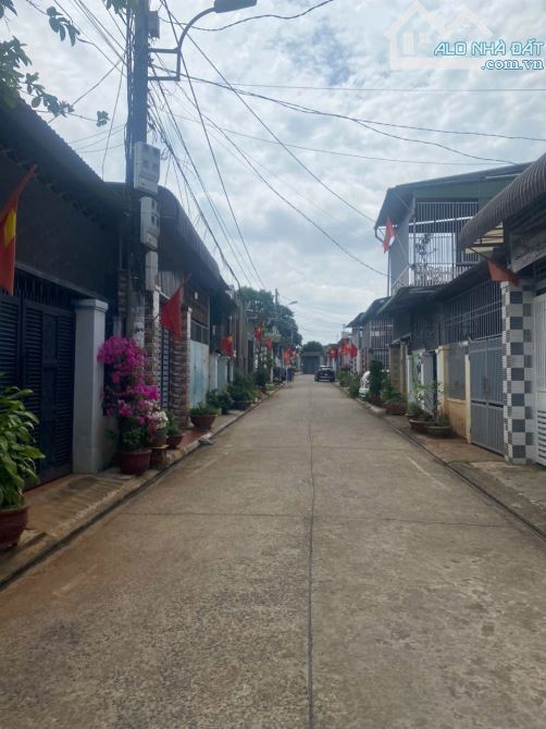 NHÀ HẺM MAI HẮC ĐẾ BMT 4,6X25 TC FULL 3,5 TY