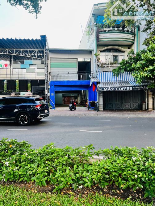Mình chính chủ - Cần bán căn nhà 2 mặt tiền đường Hoàng Sa - Tân Bình