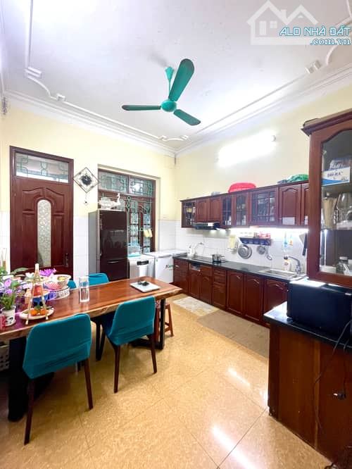 Bán nhà mặt phố, Cầu Trắng, Hà Đông