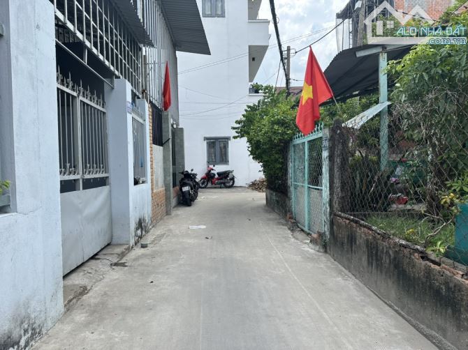 Nhà hẻm xe hơi thông, Hà Huy Giáp, ngang 4m, 1 tầng, diện tích: 82m2.