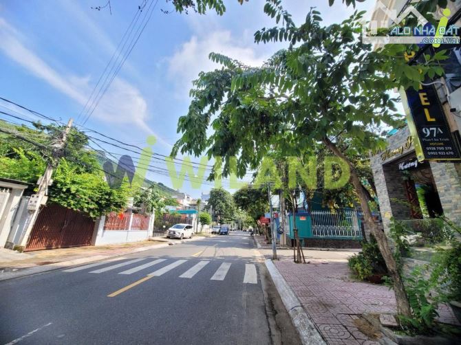 BÁN NHÀ CẤP 4 ĐƯỜNG PHAN CHU TRINH DIỆN TÍCH 131M2 GẦN BIỂN NGAY KHU DU LỊCH
