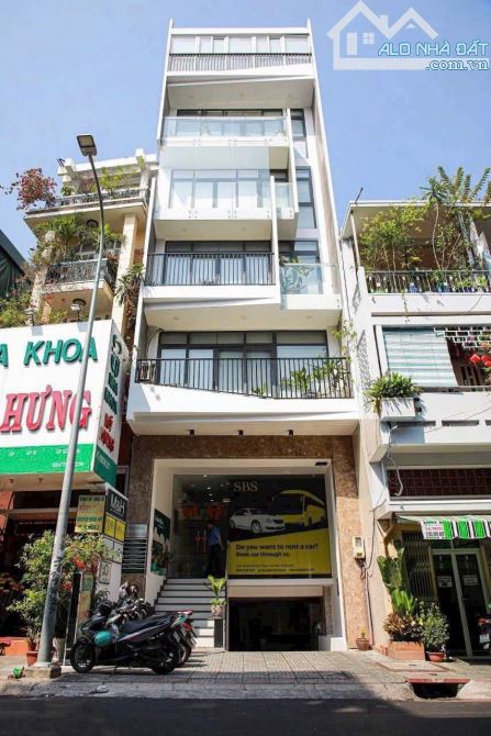 BÁN NHÀ 3 LẦU CỰC ĐẸP MT NGUYỄN TRỌNG TUYỂN, DT 5M X 21M, GIÁ BÁN 22 TỶ CÓ THƯƠNG LƯỢNG