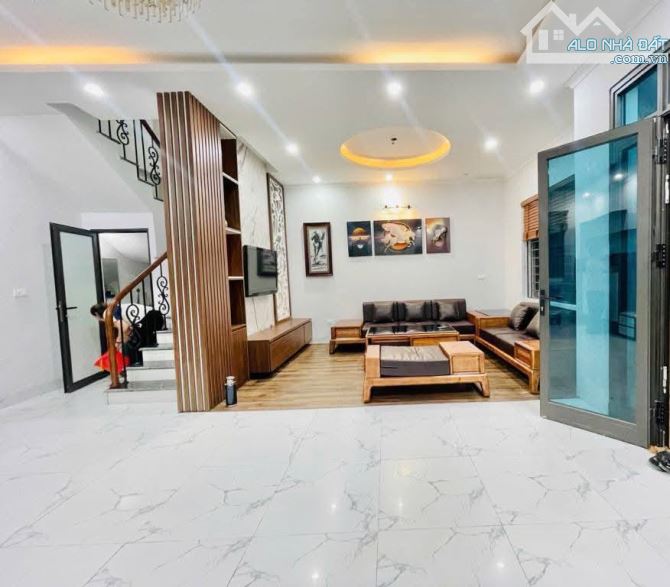 🏡 Bán nhà Hoàng Như Tiếp, Long Biên, 50m2 x 4 tầng, Dân xây, 2 mặt ngõ, 9 tỷ 1