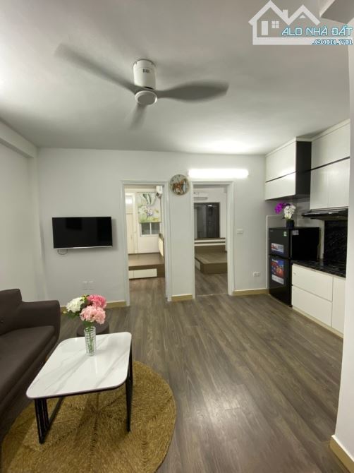 Bán căn hộ studio Nguyễn Xiển! Đẹp lộng lẫy, phân lô ô tô, pccc đảm bảo, ~60m2 2n2wc 2.tỷ