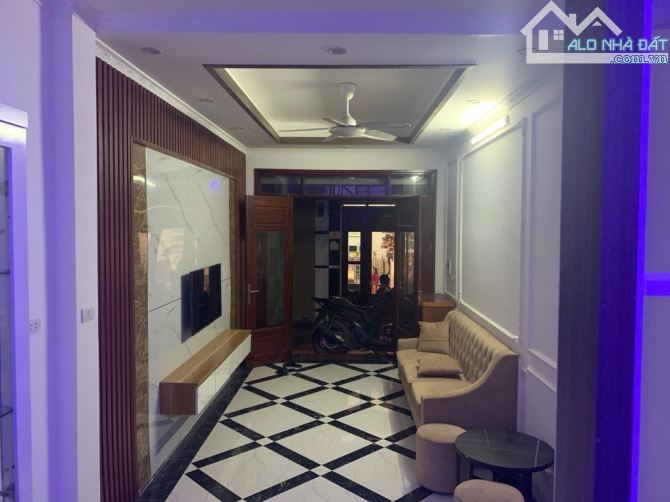 CẦU  NOI CỔ NHUẾ  34m2 x 6T , NHÀ MỚI Ở NGAY,OTO,CHỢ GIÁ 5.85  TỶ CTL