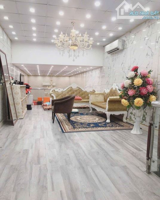 Bán nhà đường Lương Ngọc Quyến DT86m, 2 tầng 8 tỷ .