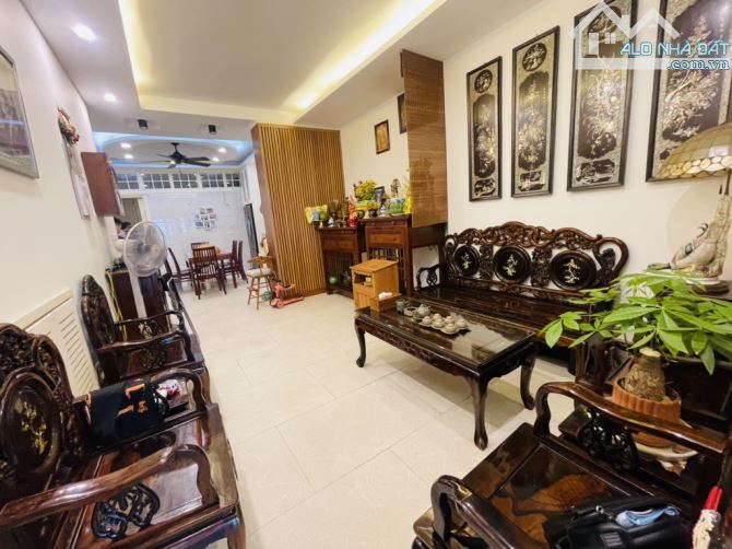 BÁN NHÀ PHỐ TÂY HỒ VIP NHẬT CHIÊU -100 M2-5 T - MT 6 M-89 TỶ VIEW MẶT HỒ