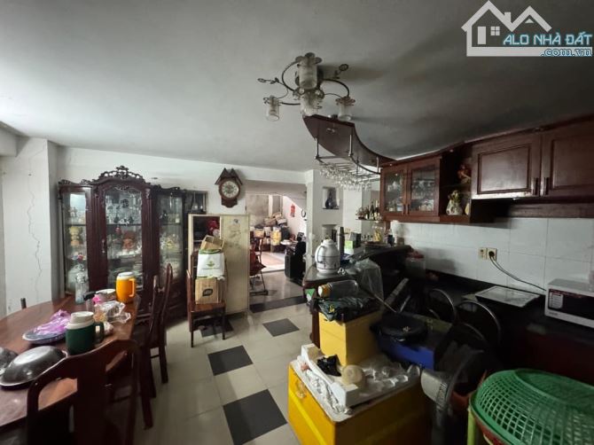 bán nhà hồ học lãm hxh  160 m2 chỉ có 5,3 ty