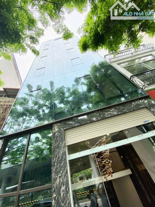BÁN TÒA NHÀ 9 TẦNG MẶT PHỐ HOÀNG QUỐC VIỆT – VĂN PHÒNG HẠNG A – VỊ TRÍ KIM CƯƠNG  21.5 tỷ