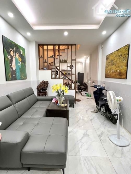 SIÊU PHẨM ĐỘI CẤN – BA ĐÌNH  MẶT NGÕ – KINH DOANH ĐỈNH – NHÀ ĐẸP FULL  ,Diện Tích 50M