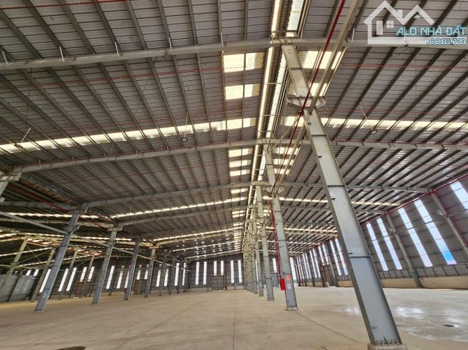 Cho thuê xưởng lớn quận Bình Tân – khuôn viên rộng rãi,đầy đủ tiện ích