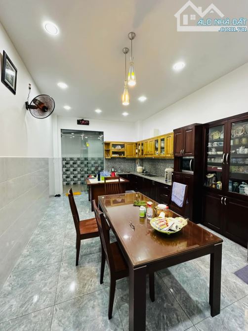 Nhà mới ở liền,88m2 HXH Lạc Long Quân q.Tân Bình, 5tầng KD tốt. - 3