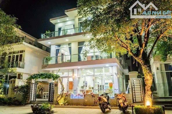 BÁN VILA PHỐ BIỂN MỸ KHÊ - CÁCH BIỂN 2 PHÚT - DT 295M, NGANG 14M - GIÁ CHỈ 23.5 TỶ