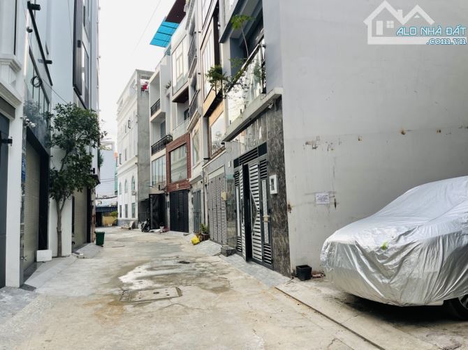 Bán nhà hẻm xe hơi - đang cho thuê CHDV thu nhập 50tr/th - Gần ĐH Công Nghiệp, chợ Gò Vấp