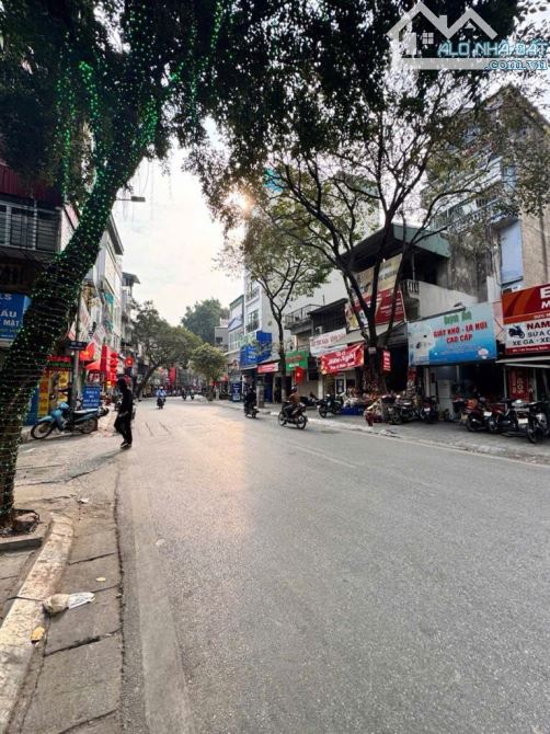 📣 BÁN NHÀ MẶT PHỐ TRƯƠNG ĐỊNH,  33.3 M2, 3 TẦNG, GIÁ 11.5 TỶ. KINH DOANH TUYỆT VỜI