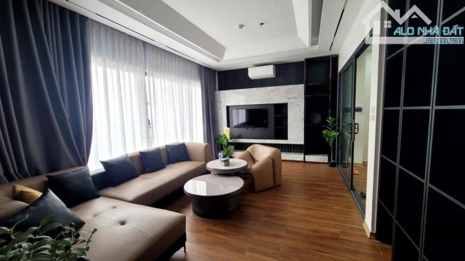 Bán tòa Apartment Trịnh Công Sơn, Tây Hồ  DT 166m2 * 8 tầng,  MT 9m chỉ 52 tỷ.