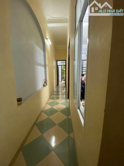 💯💯💯Cần bán nhà 3 tầng, dân xây đẹp Mặt đường Trường Chinh: 🏡Nhà vị trí đẹp