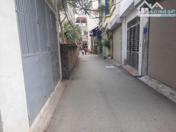 BÁN ĐẤT MỸ ĐÌNH LÔ GÓC 3 THOÁNG NGÕ THÔNG VUÔNG VẮN XÂY TÒA ĐẸP 55m2 MT 4.6m 10 Tỷ