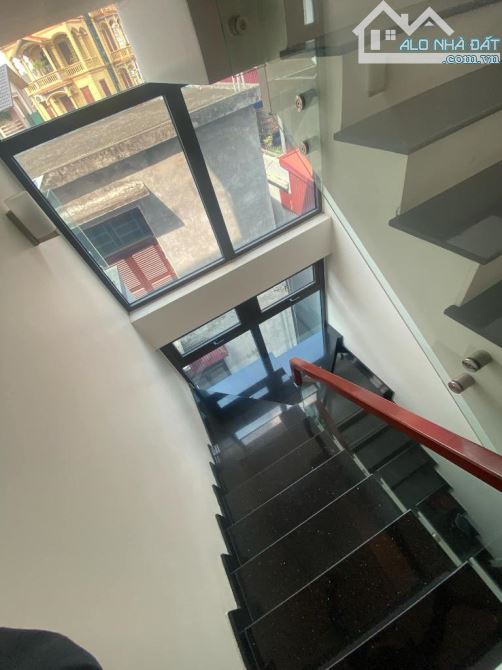 Bán nhà đẹp Việt Hưng- Lô góc- tháng máy - Gara-45m -6 tầng nhỉnh 8 tỷ ( Thương Lượng