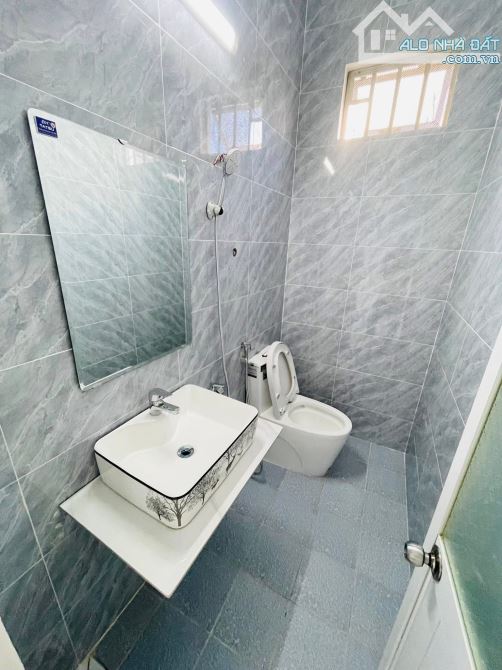 Bán nhà 1lầu hẻm oto nhỏ Bình Giã, P 8,TP Vũng Tàu.diện tích 43,6m2 giá 3tỷ 790 thương lượ