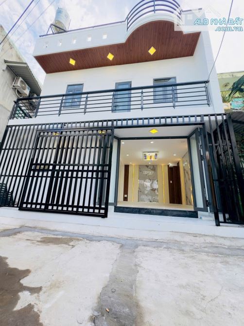Nhà 2 Tầng, Sân Thượng, 1.95 Tỷ, 8x5m, 1454 Lê Văn Lương, Nhà Bè