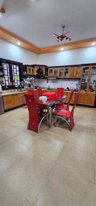 Bán nhà hẻm Ngô Quyền gần chợ và siêu thị