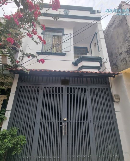 Bán nhà hẻm xe hơi gần Lê Văn Quới, BHHA, Bình Tân, 42m² (4 x 10) x 2 tầng, Chỉ 4tỷ18.