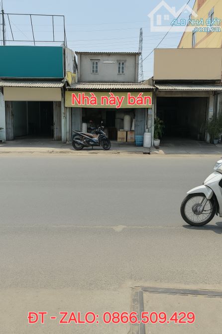 BÁN NHÀ MẶT TIỀN. NGUYỄN THỊ BÚP. Q12. GIÁ 8 5 tỹ.
