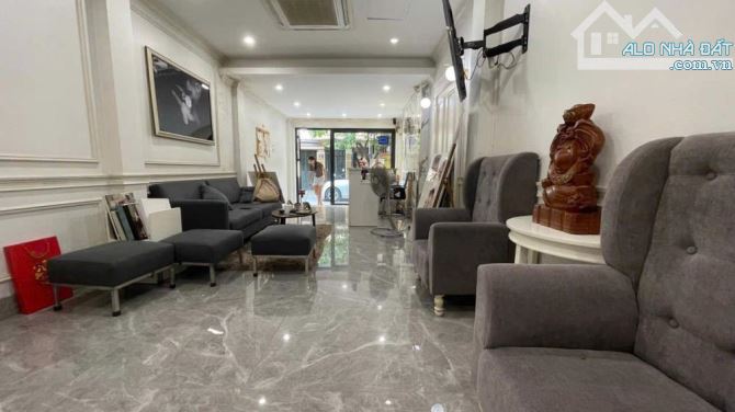 Bán nhà Trần Cung 70m2 nhà đẹp 3 thoáng 6 tầng thang máy 13 tỷ