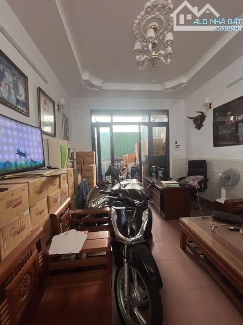 📣📣SÁT MẶT TIỀN PHAN VĂN HỚN- XE HƠI TỚI NHÀ - GẦN 100M2 - NGANG 4.5M -  CHỈ 6 TỶ