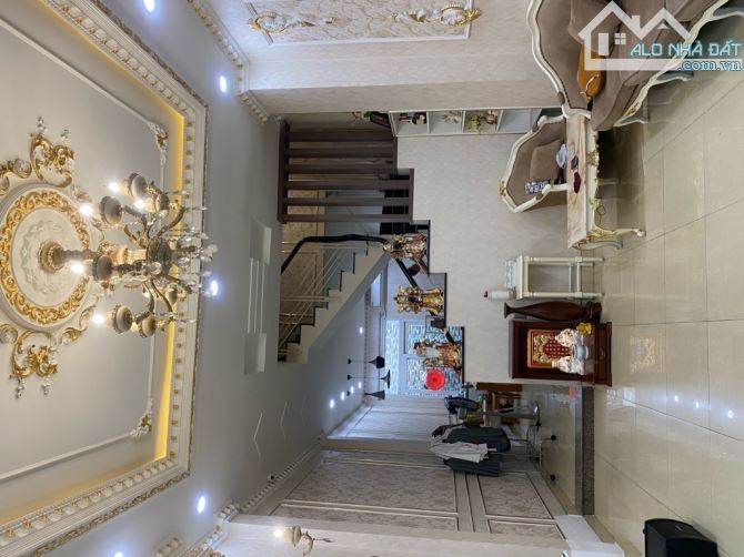 Ở NGAY! Bán Nhà Đẹp 5 Tầng Xe Hơi Thông Lê Văn Sỹ, 46m2, 9 Tỷ TL