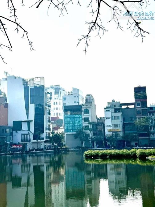 Bán nhà 135 Đội Cấn - Giang Văn Minh - Gần hồ Đầm Tròn - Giá 7,x tỷ