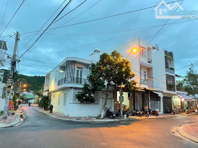 Bán lô góc  ngay chợ vĩnh trường ngang 13m giá tốt