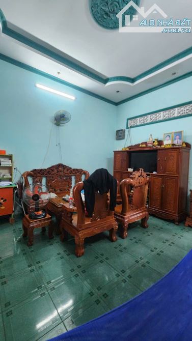 3.55 tỷ – Nhà 200m2 MT nhựa, An Phú, Thuận An – Có sân ôtô & vườn rau
