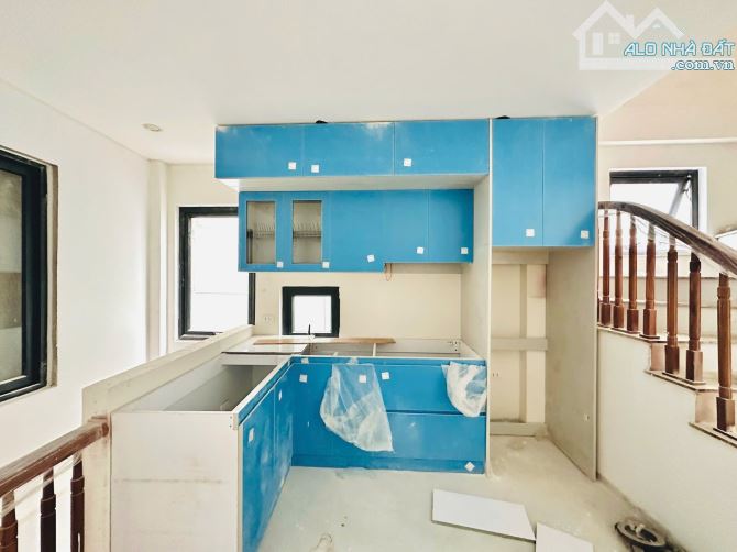 Định Công Thượng siêu đẹp,  ngõ ô tô tránh, 5 tầng, dt 52m2, mt 3.9m, 10.5 tỷ