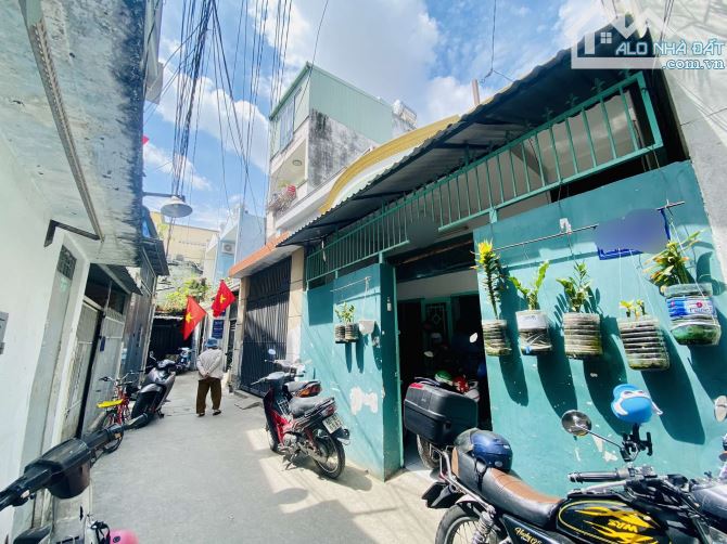NHÀ CHÍNH CHỦ GẤP BÁN- 80M2, NỞ HẬU- TRUNG TÂM GÒ VẤP- GẦN CHỢ HẠNH THÔNG TÂY- 6 TỶ TL